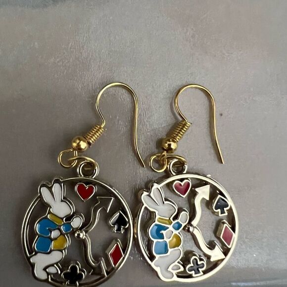 Women’s NWOT White Rabbit drop earrings. - Picture 3 of 3